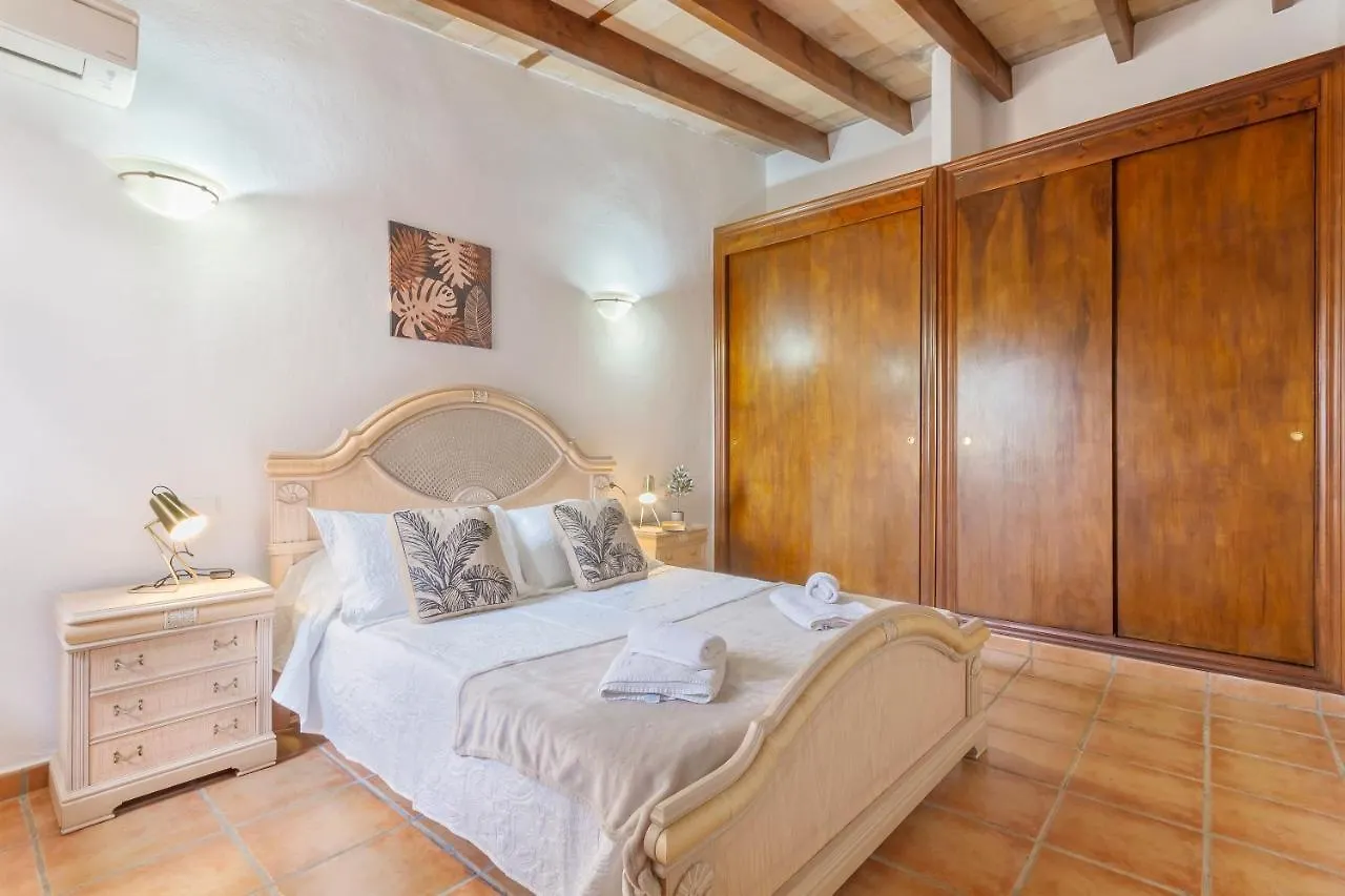 Marilen - Finca With Large Garden & Pool Villa Alcudia