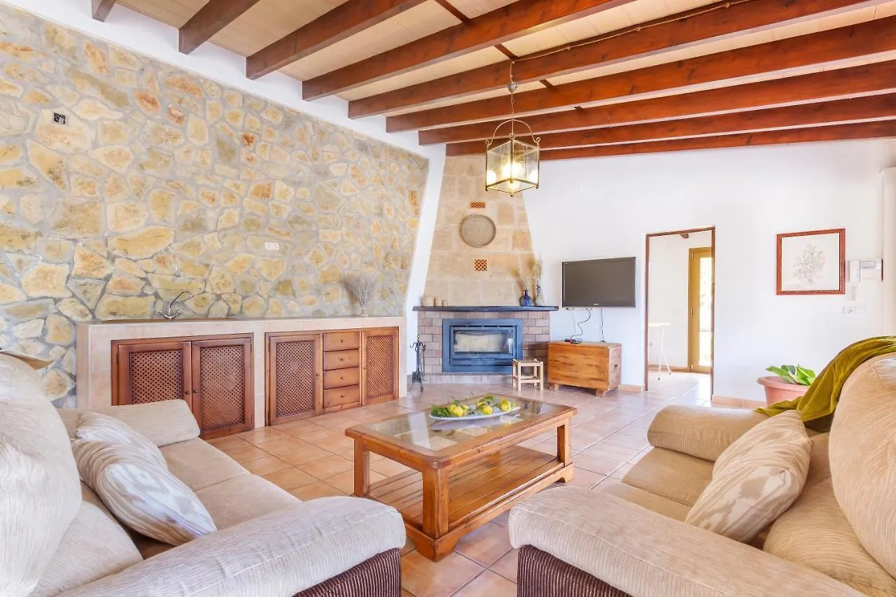 Marilen - Finca With Large Garden & Pool Villa Alcudia  Alcudia (Mallorca)